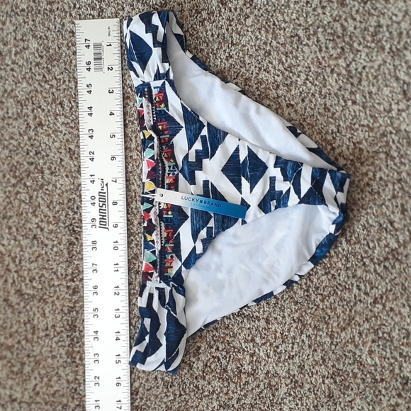 Lucky Brand 2-piece Aztec - Picture 5 of 15